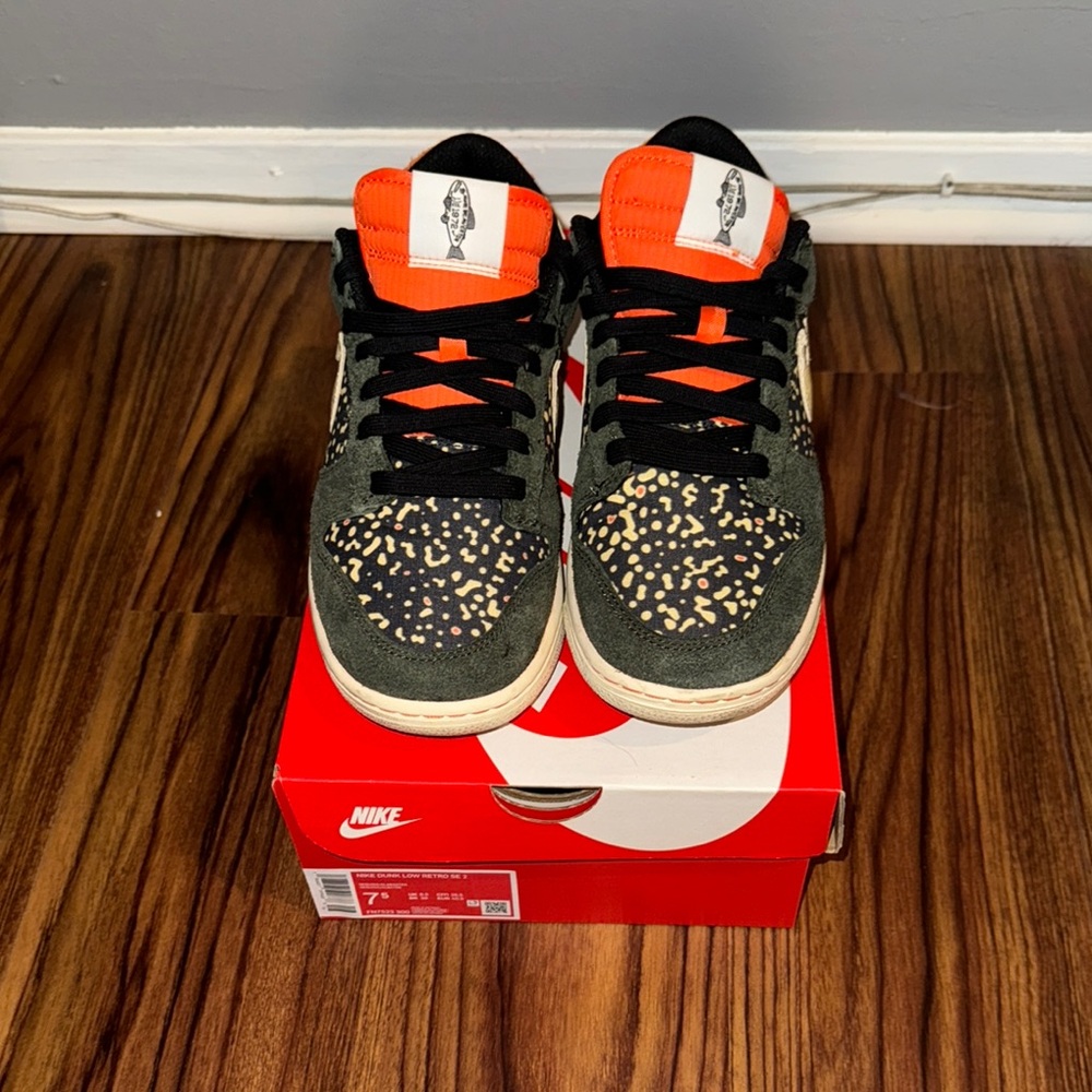Nike Black and Orange Sneakers High-Top Design